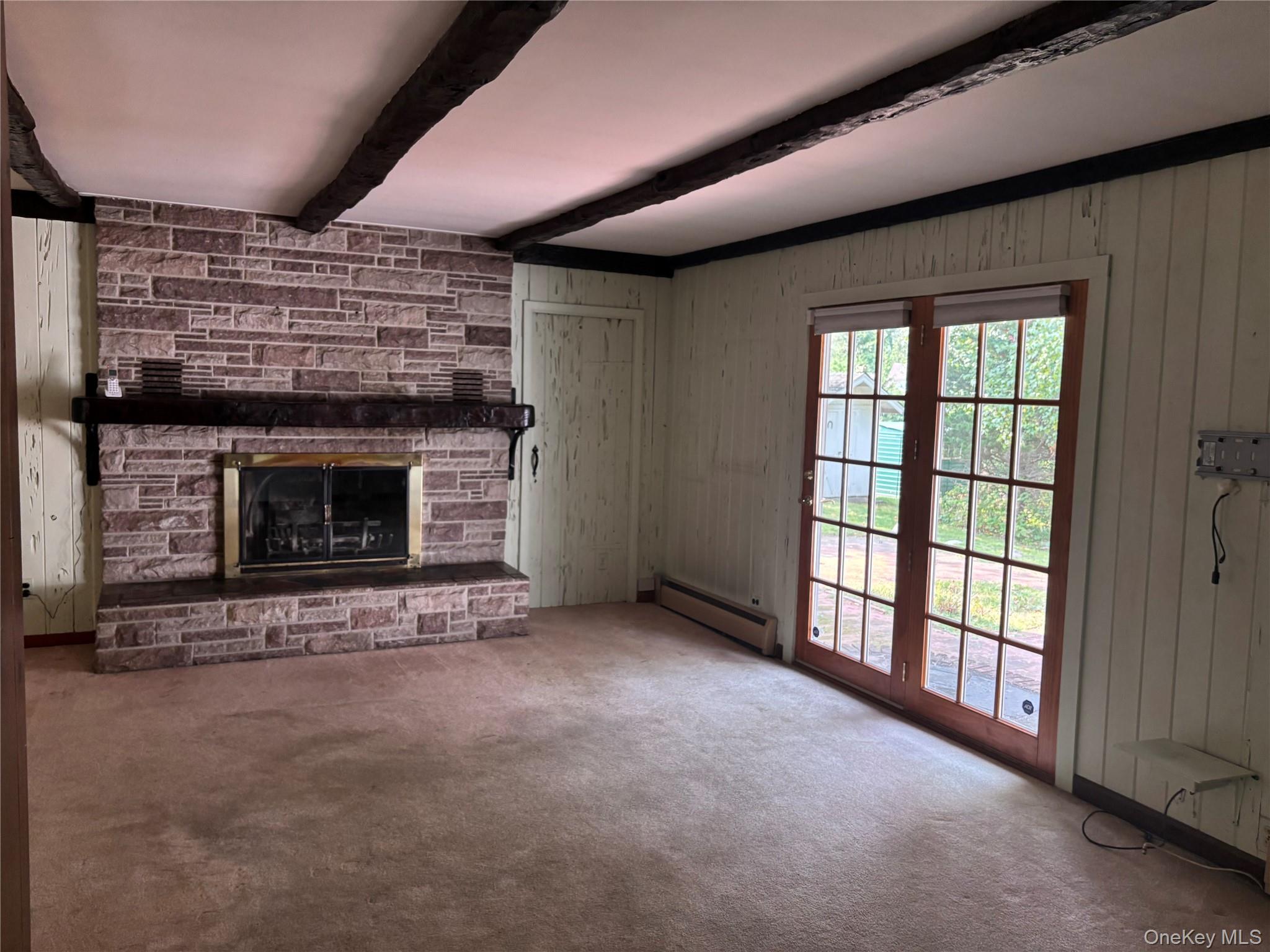 Wading River, New York, 11792, United States, 4 Bedrooms Bedrooms, ,2 BathroomsBathrooms,Residential,For Sale,1941078