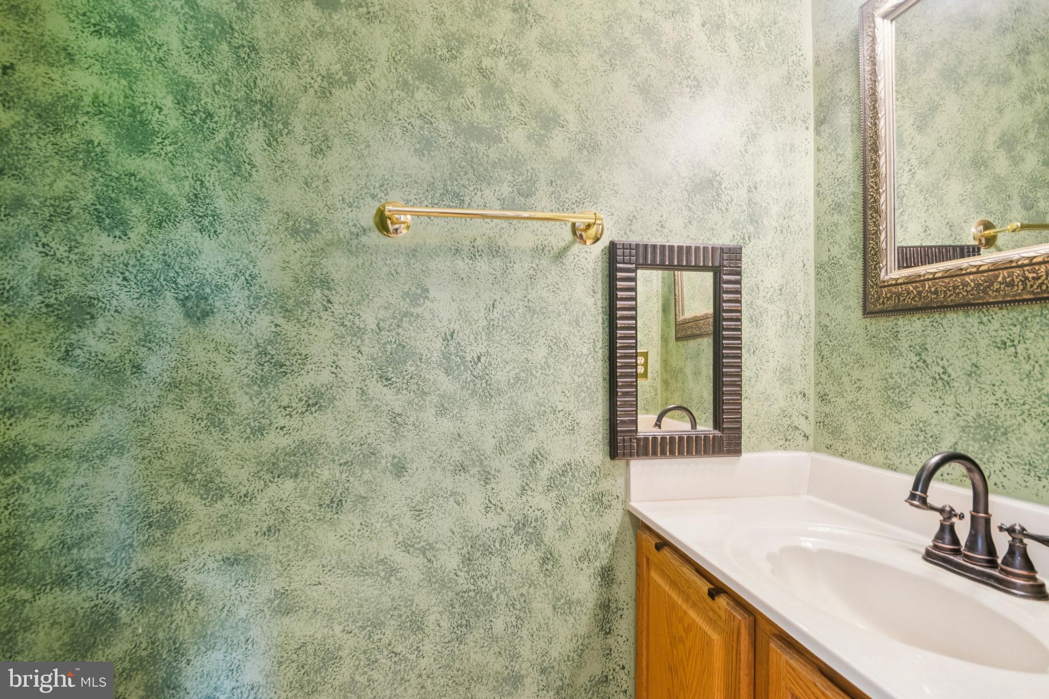 North Potomac, Maryland, 20878, United States, 3 Bedrooms Bedrooms, ,4 BathroomsBathrooms,Residential,For Sale,1923950