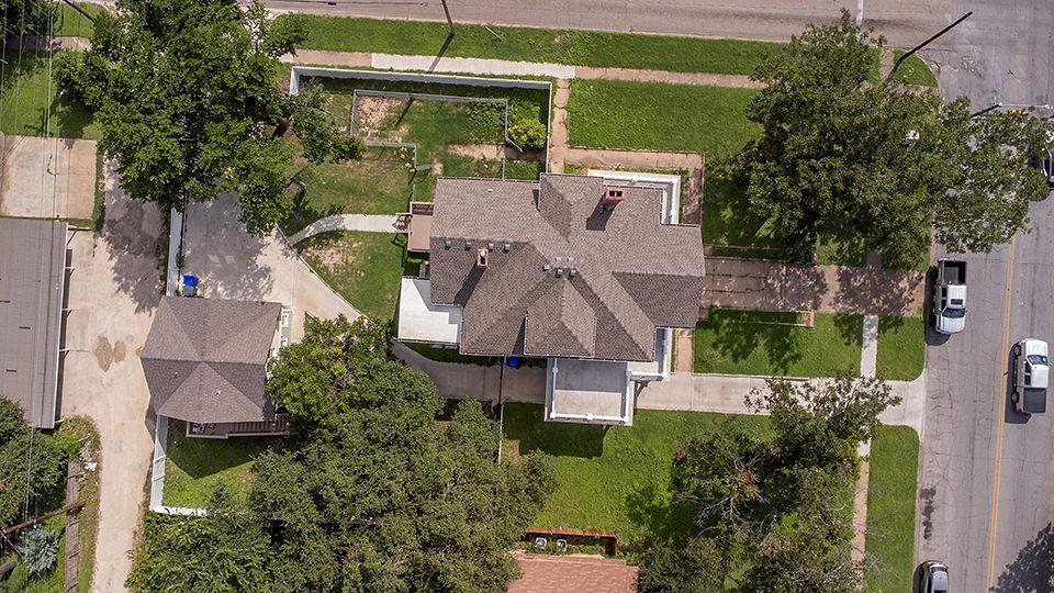 Waco, Texas, 76707, United States, 3 Bedrooms Bedrooms, ,4 BathroomsBathrooms,Residential,For Sale,1897293