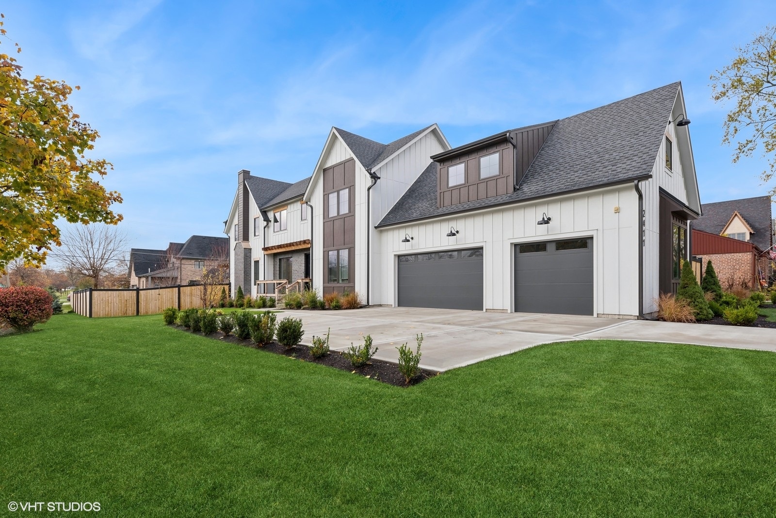 Northbrook, Illinois, 60062, United States, 5 Bedrooms Bedrooms, ,5 BathroomsBathrooms,Residential,For Sale,1827493