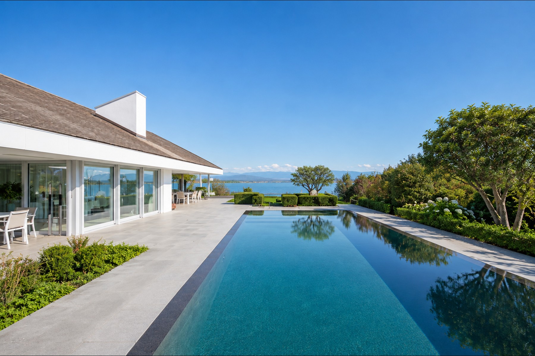  EXCEPTIONAL VILLA WITH BREATHTAKING LAKE VIEW - 物件實景