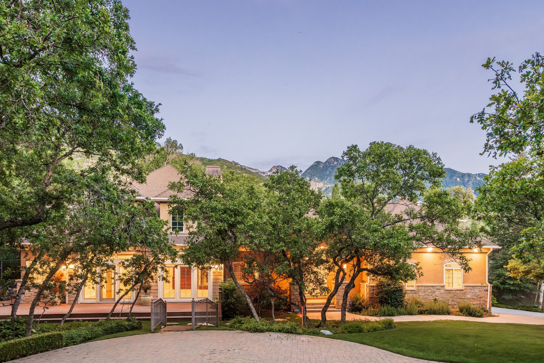  Private Gated Cottonwood Heights Retreat With Seasonal Stream & Mountain views - 物件實景