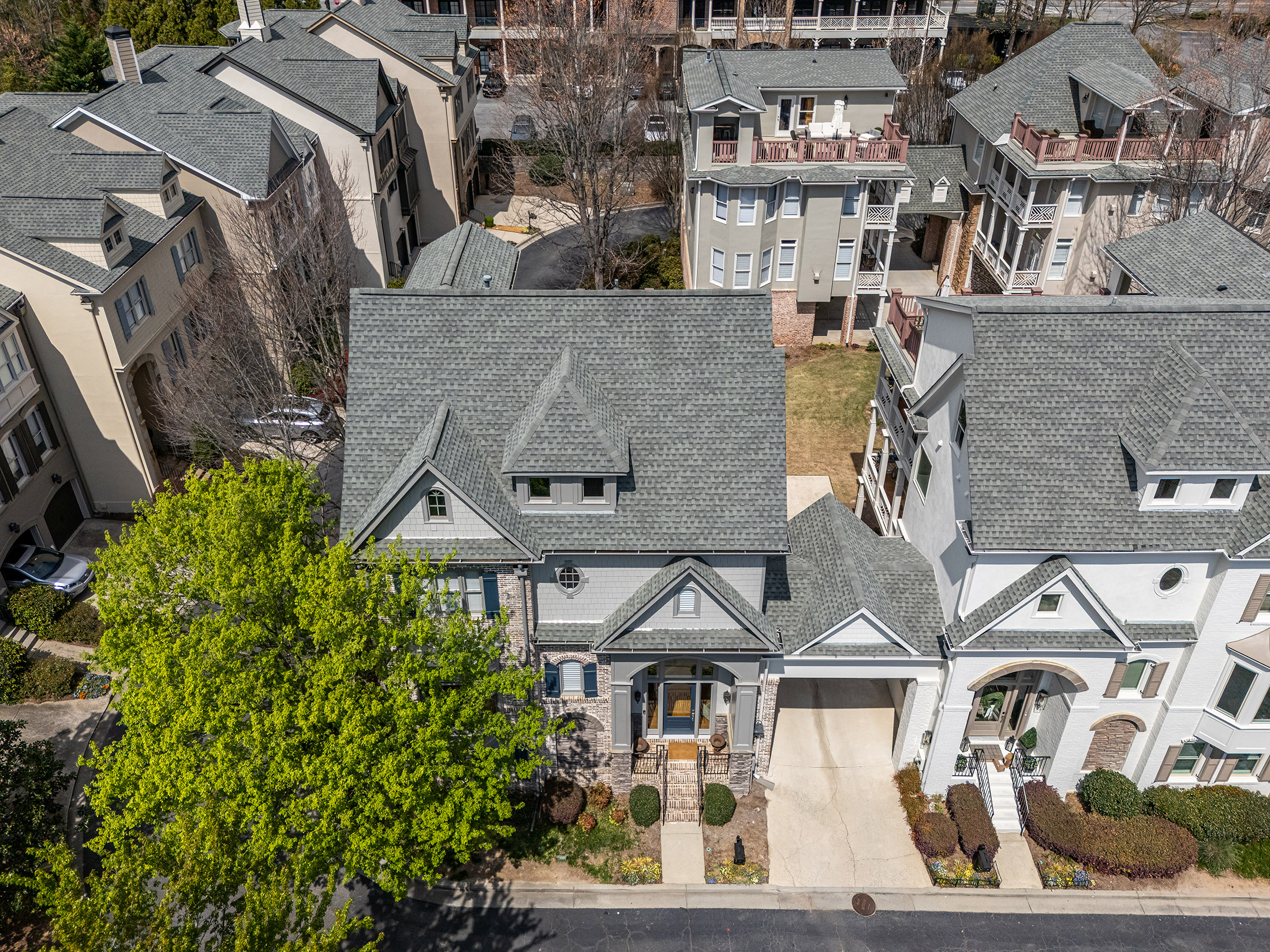  One-of-a-Kind Townhome in the Heart of Brookhaven - 物件實景