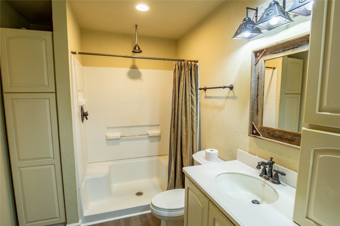 La Vernia, Texas, 78121, United States, 2 Bedrooms Bedrooms, ,3 BathroomsBathrooms,Residential,For Sale,1949806