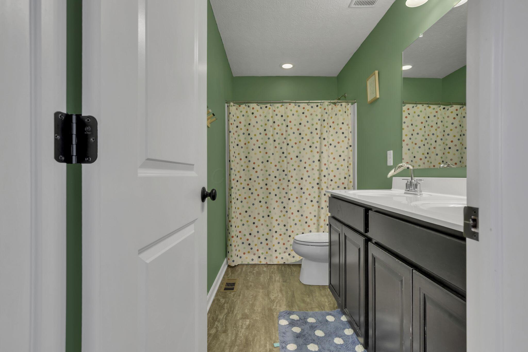Westerville, Ohio, 43081, United States, 4 Bedrooms Bedrooms, ,3 BathroomsBathrooms,Residential,For Sale,1948100