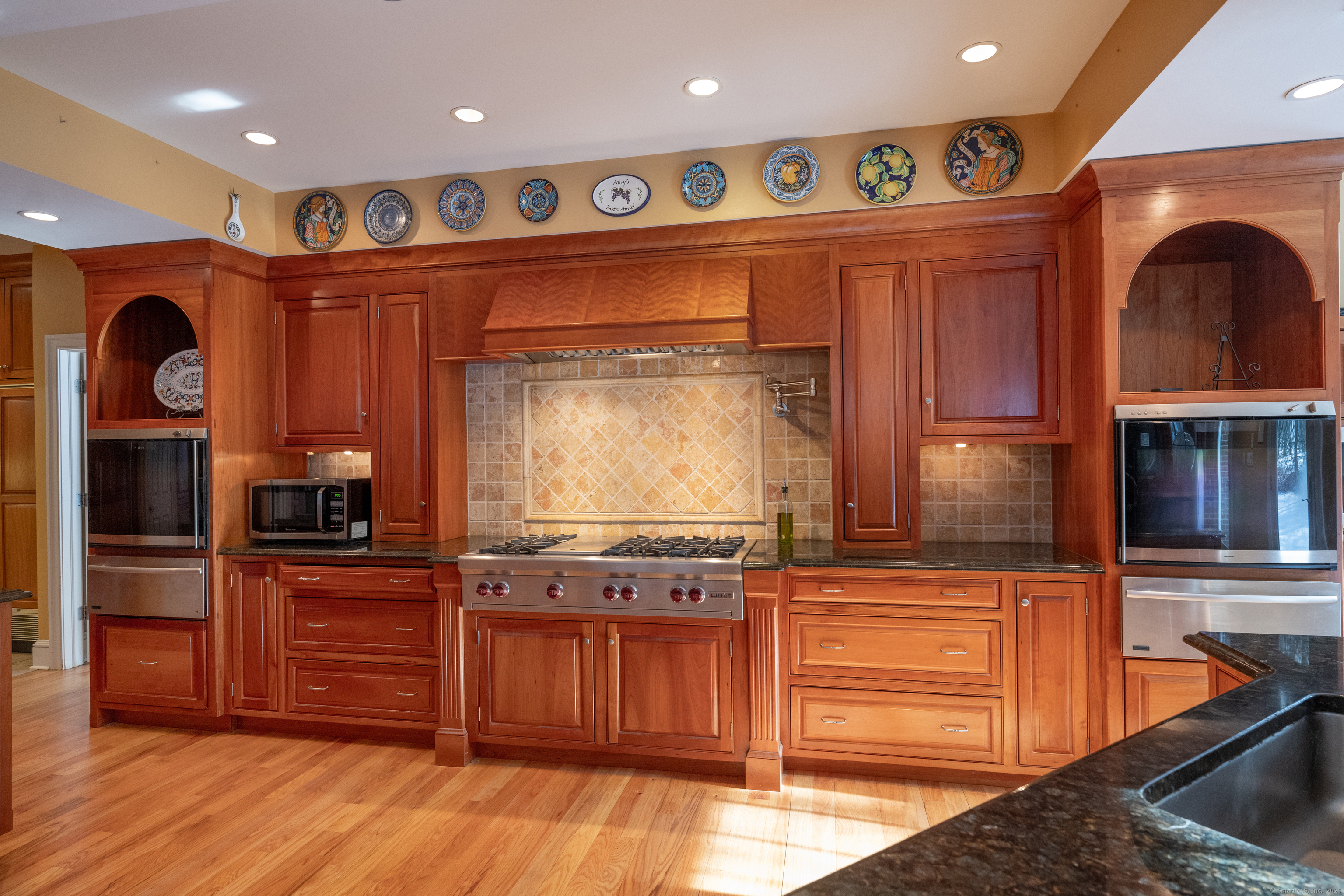 Old Saybrook, Connecticut, 06475, United States, 4 Bedrooms Bedrooms, ,5 BathroomsBathrooms,Residential,For Sale,1877564