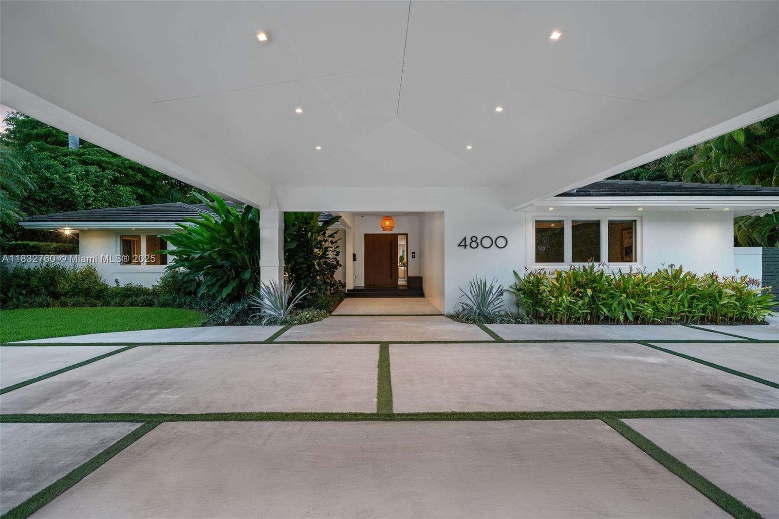 Miami, Florida, 33137, United States, 4 Bedrooms Bedrooms, ,5 BathroomsBathrooms,Residential,For Sale,1883564