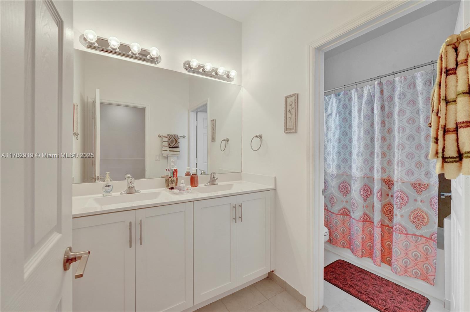 Miami, Florida, 33179, United States, 4 Bedrooms Bedrooms, ,3 BathroomsBathrooms,Residential,For Sale,1768374