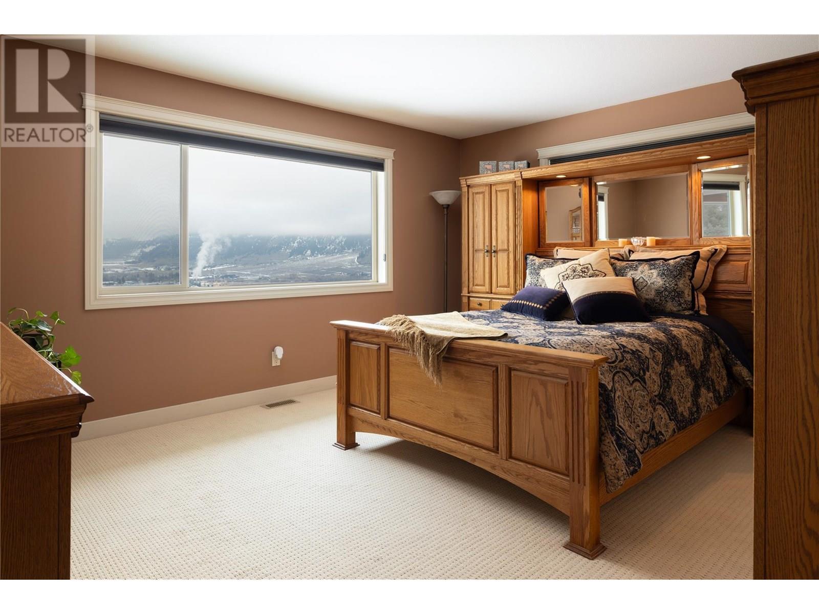 COLDSTREAM, British Columbia, V1B 3E8, CA, 3 Bedrooms Bedrooms, ,2 BathroomsBathrooms,Residential,For Sale,1837127