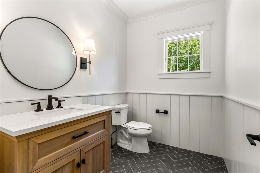 North Reading, Massachusetts, 01864, United States, 4 Bedrooms Bedrooms, ,3 BathroomsBathrooms,Residential,For Sale,1927425