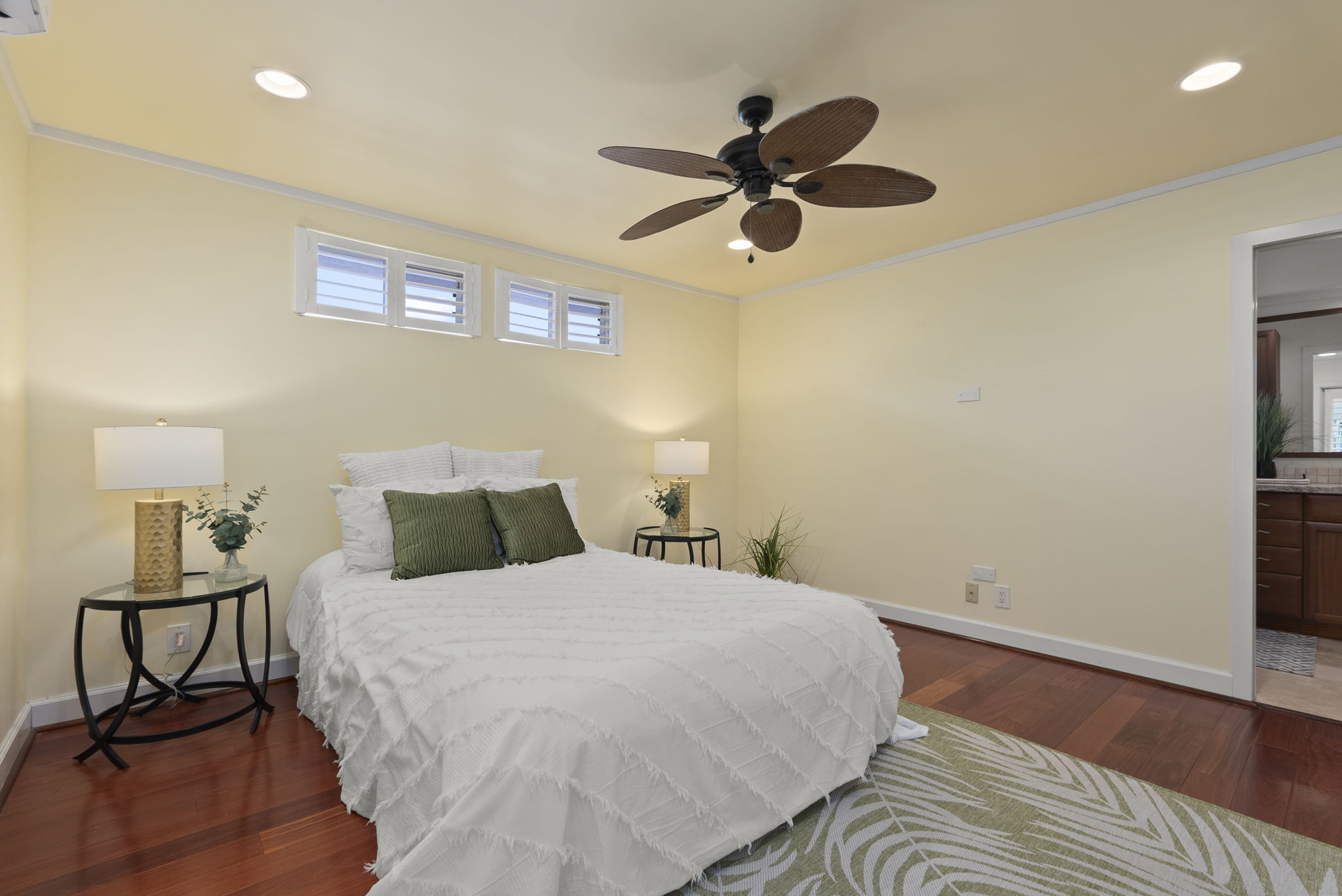 Kailua, Hawaii, 96734, United States, 6 Bedrooms Bedrooms, ,4 BathroomsBathrooms,Residential,For Sale,1981977