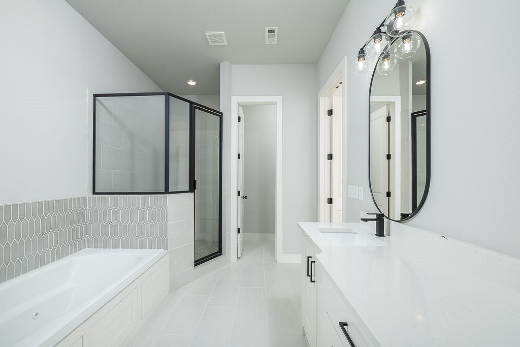 Springdale, Arkansas, 72762, United States, 3 Bedrooms Bedrooms, ,3 BathroomsBathrooms,Residential,For Sale,2001848