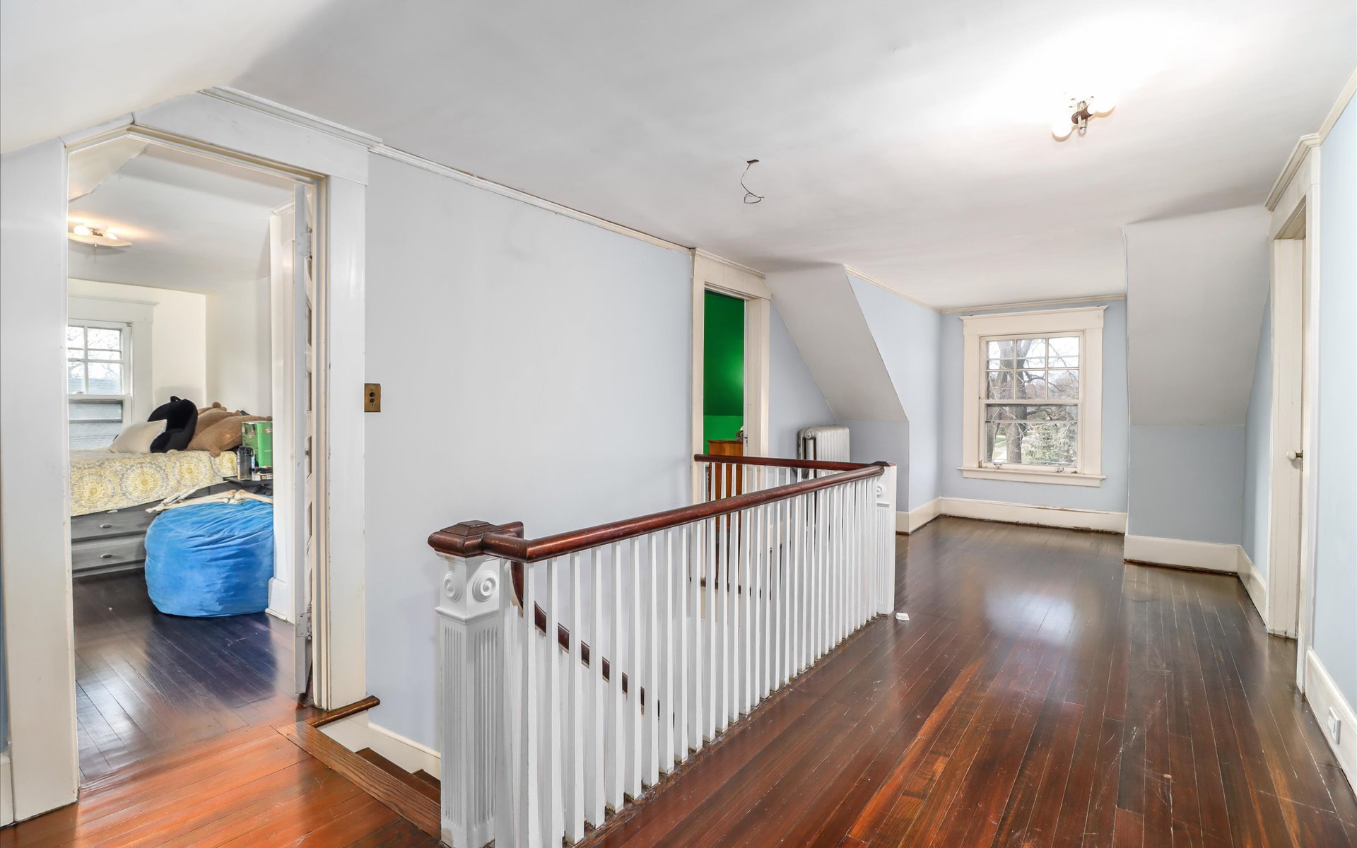  Historic 1918 Colonial with Geothermal + Solar Innovation - 物件實景