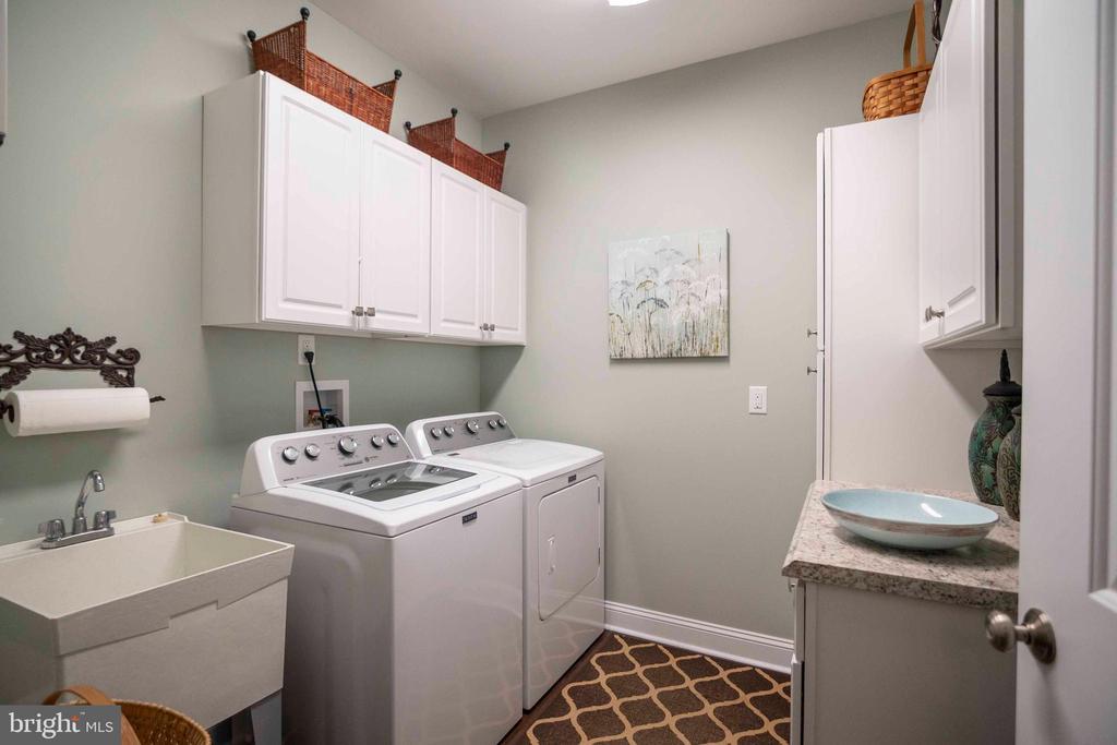 Shepherdstown, West Virginia, 25443, United States, 3 Bedrooms Bedrooms, ,3 BathroomsBathrooms,Residential,For Sale,1951185