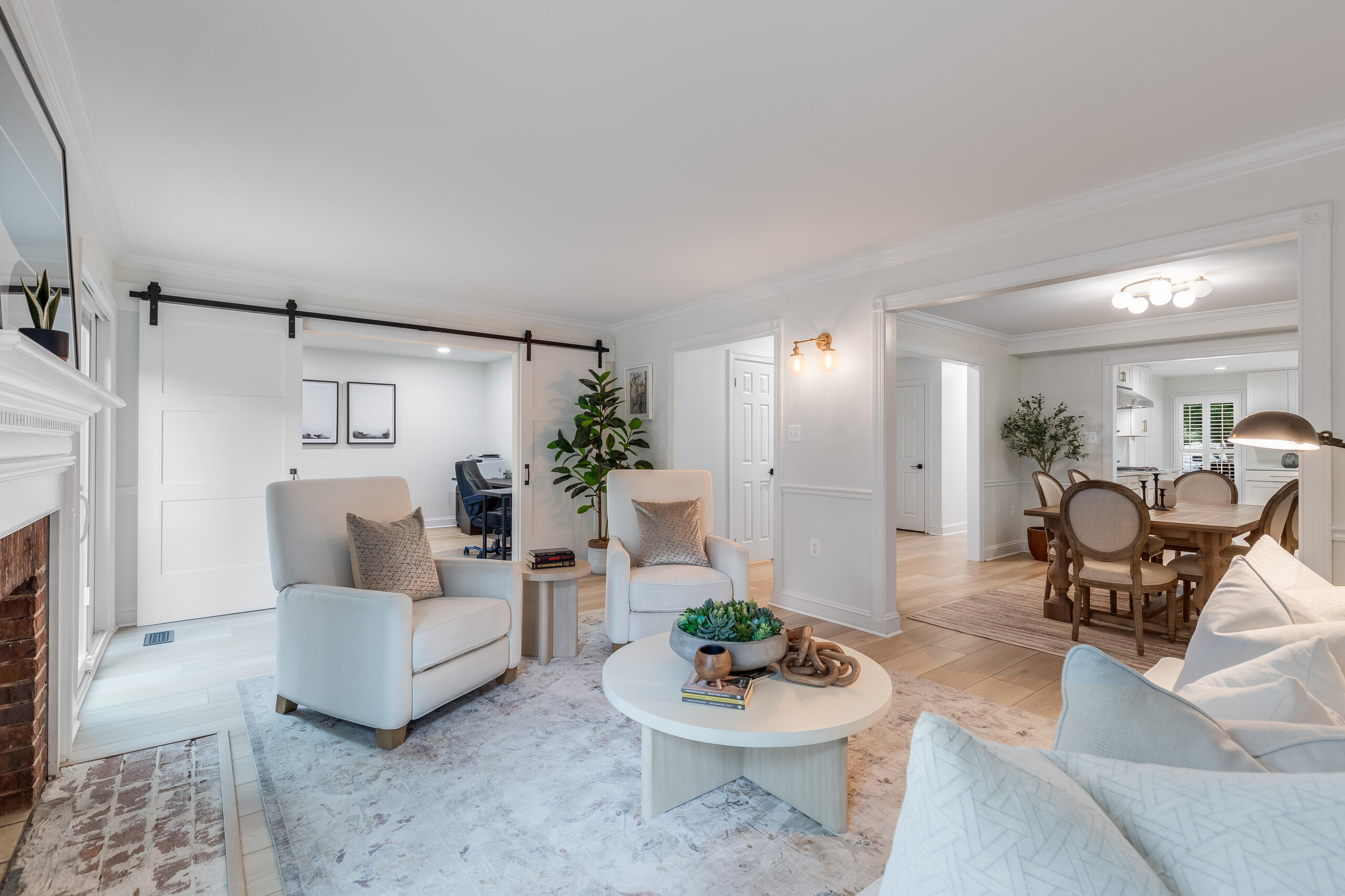  215 Andover Court Northeast, Leesburg, VA 20176 - 物件實景