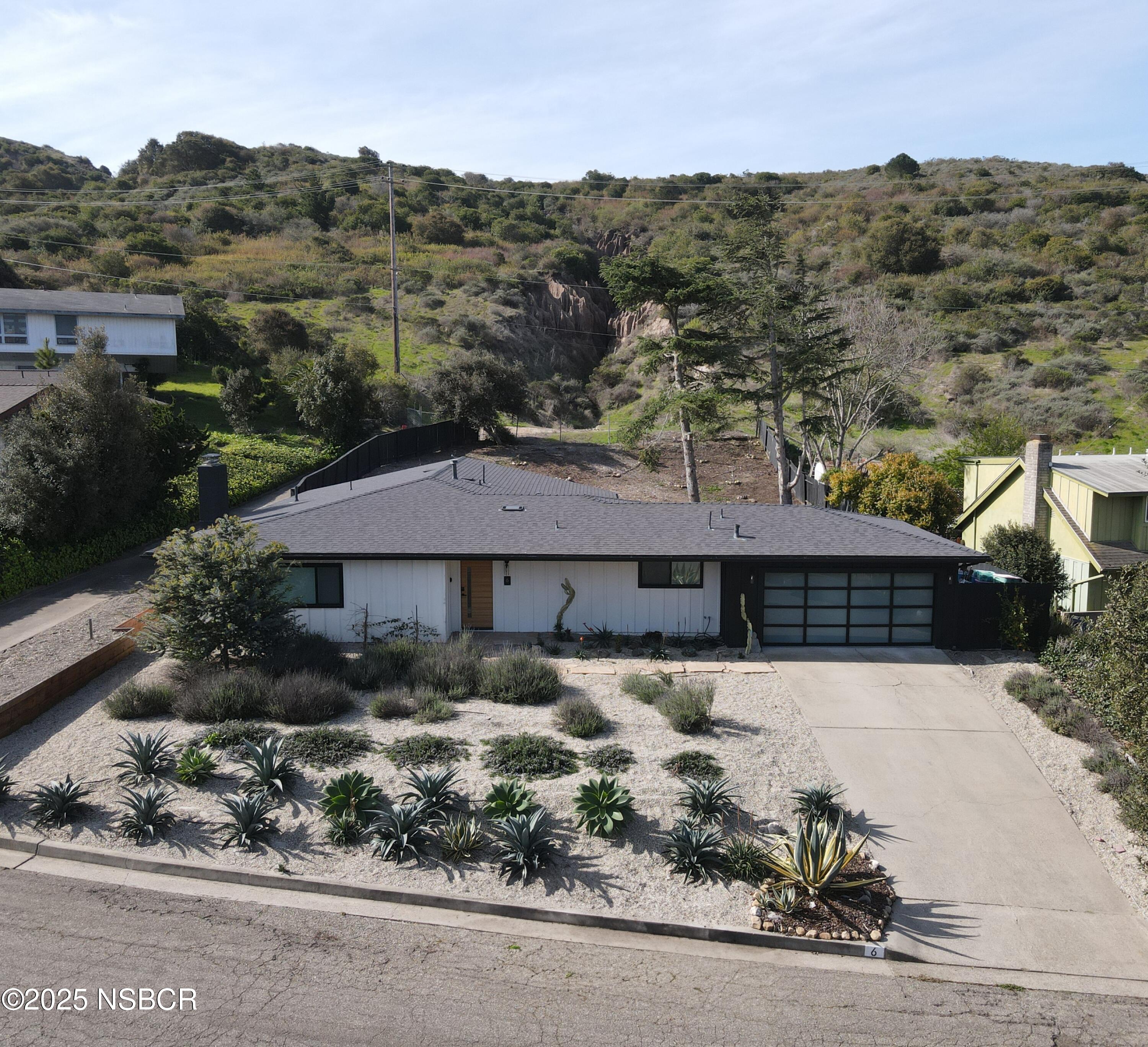 Lompoc, California, 93436, United States, 3 Bedrooms Bedrooms, ,2 BathroomsBathrooms,Residential,For Sale,1944783
