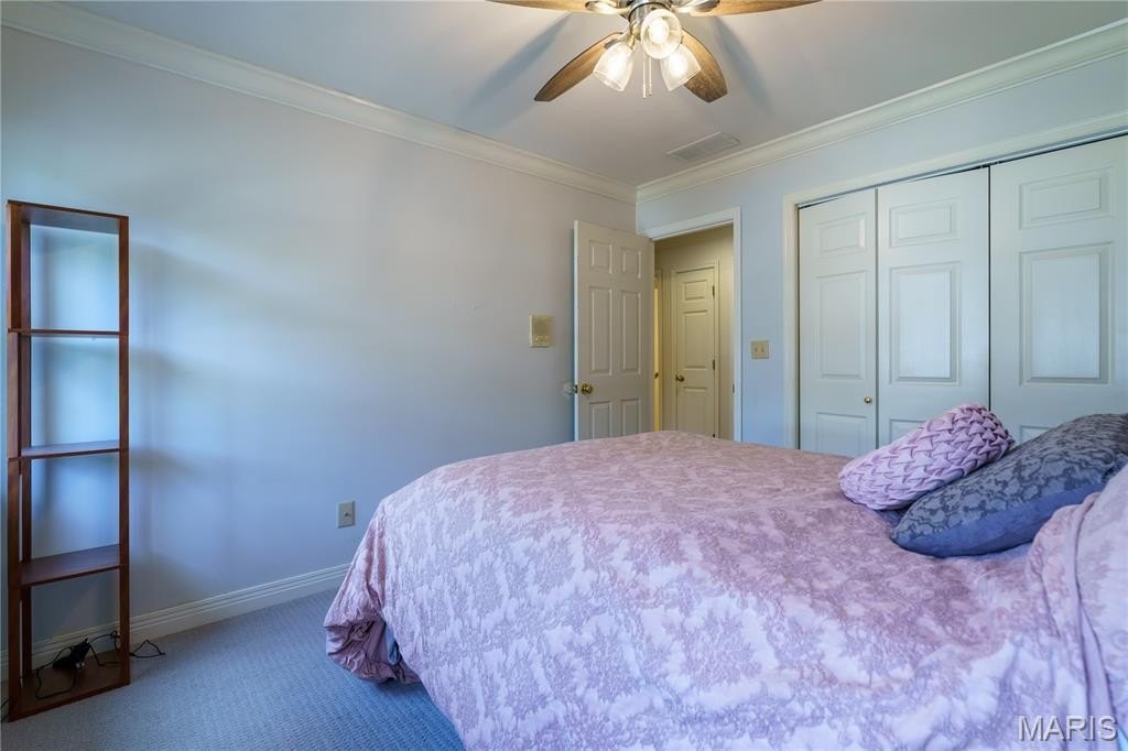 Glen Carbon, Illinois, 62034, United States, 5 Bedrooms Bedrooms, ,4 BathroomsBathrooms,Residential,For Sale,1977133