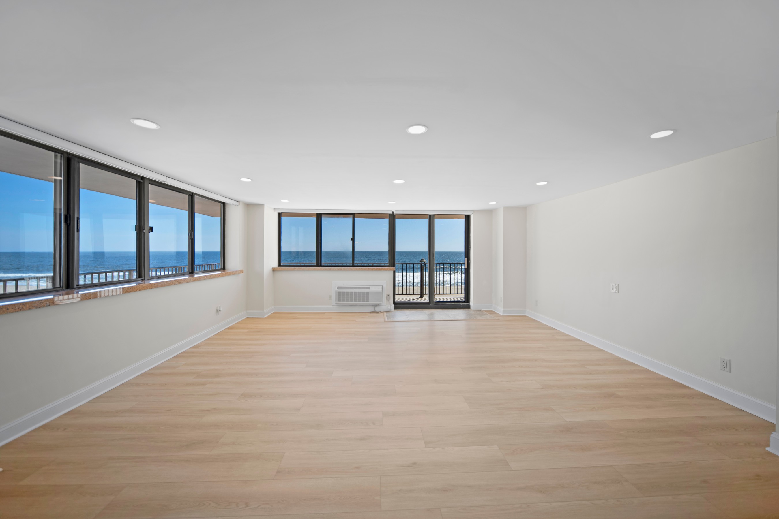  Premier Oceanfront Living - 物件實景