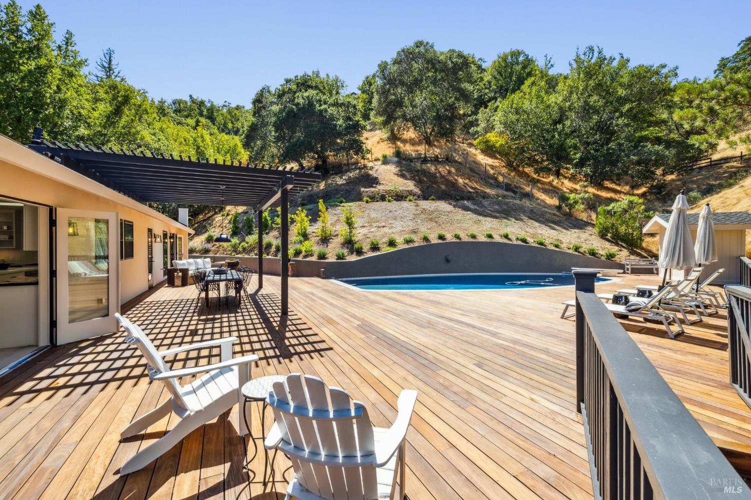 San Rafael, California, 94903, United States, 4 Bedrooms Bedrooms, ,3 BathroomsBathrooms,Residential,For Sale,1917478
