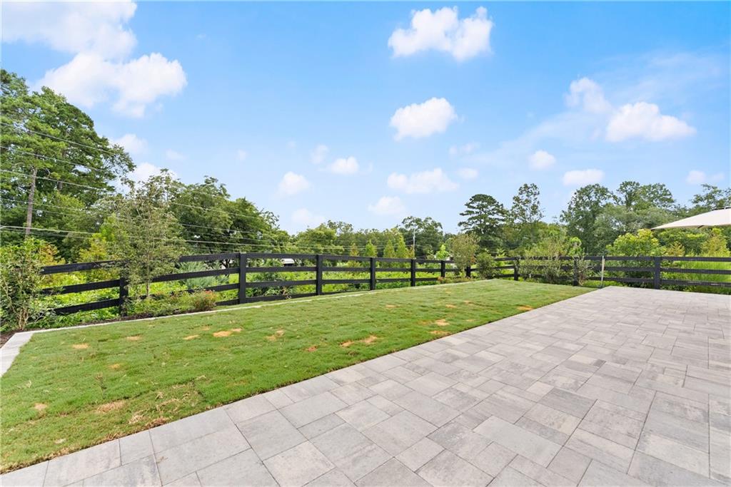 Cumming, Georgia, 30028, United States, 5 Bedrooms Bedrooms, ,4 BathroomsBathrooms,Residential,For Sale,1944997
