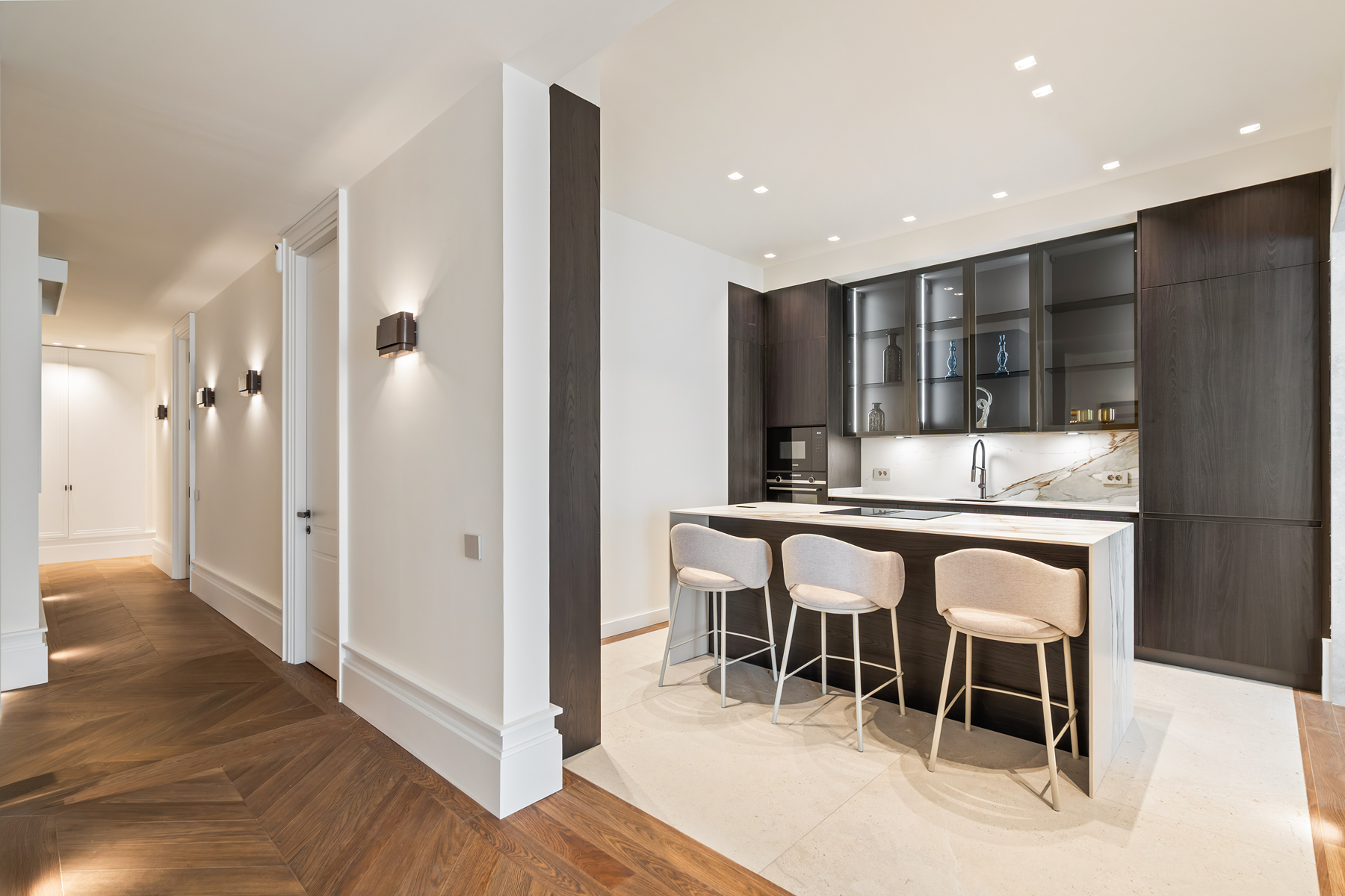  Spacious contemporary design flat in the center - 物件實景