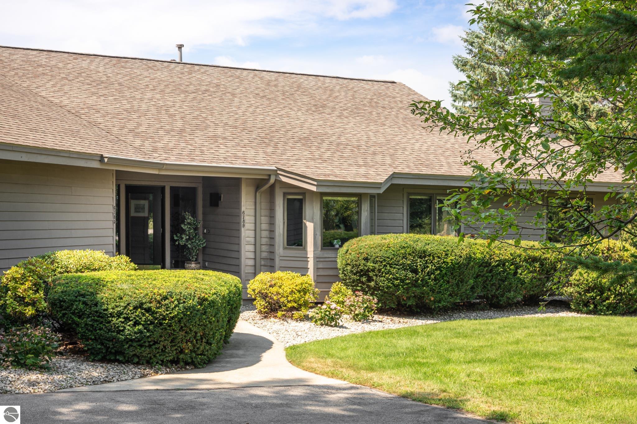 Traverse City, Michigan, 49686-1962, United States, 3 Bedrooms Bedrooms, ,2 BathroomsBathrooms,Residential,For Sale,1950100