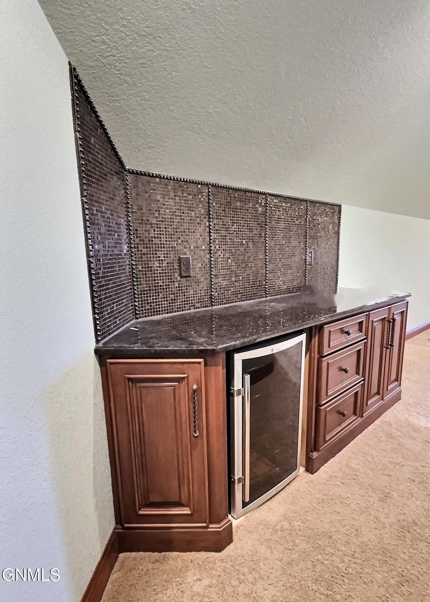 Bismarck, North Dakota, 58501, United States, 4 Bedrooms Bedrooms, ,4 BathroomsBathrooms,Residential,For Sale,2038873