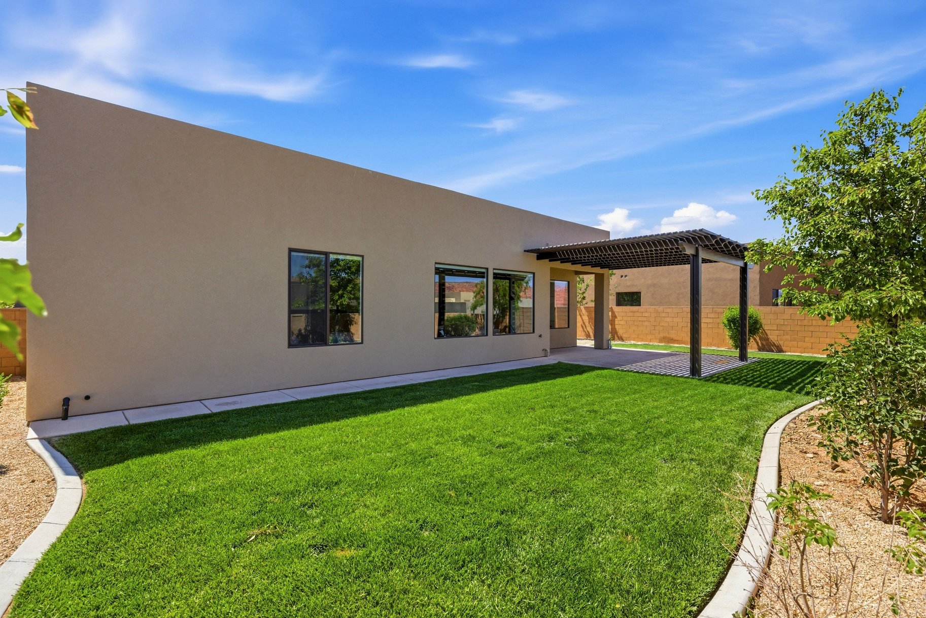  Clean & Move-In Ready 4 Bedroom home in The Ledges Community - 物件實景