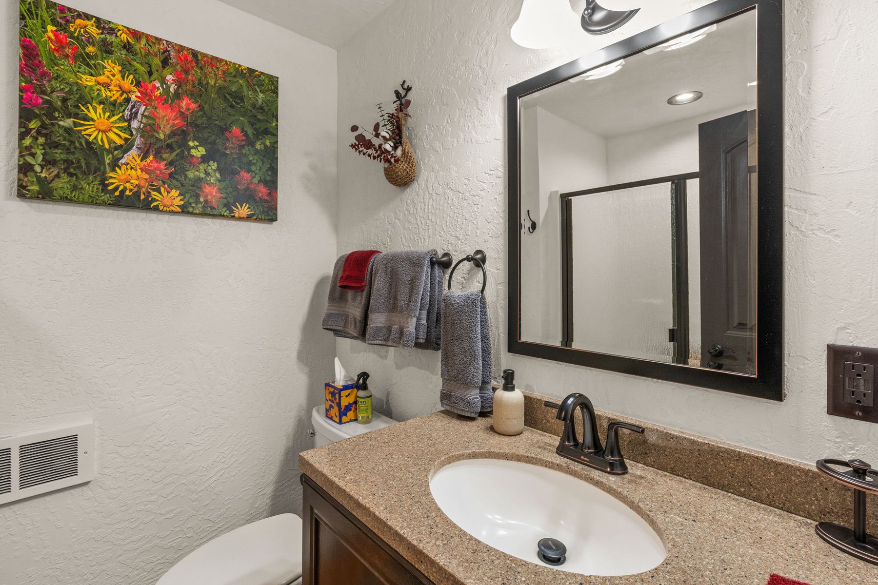  708 US Highway 212 W - 物件實景