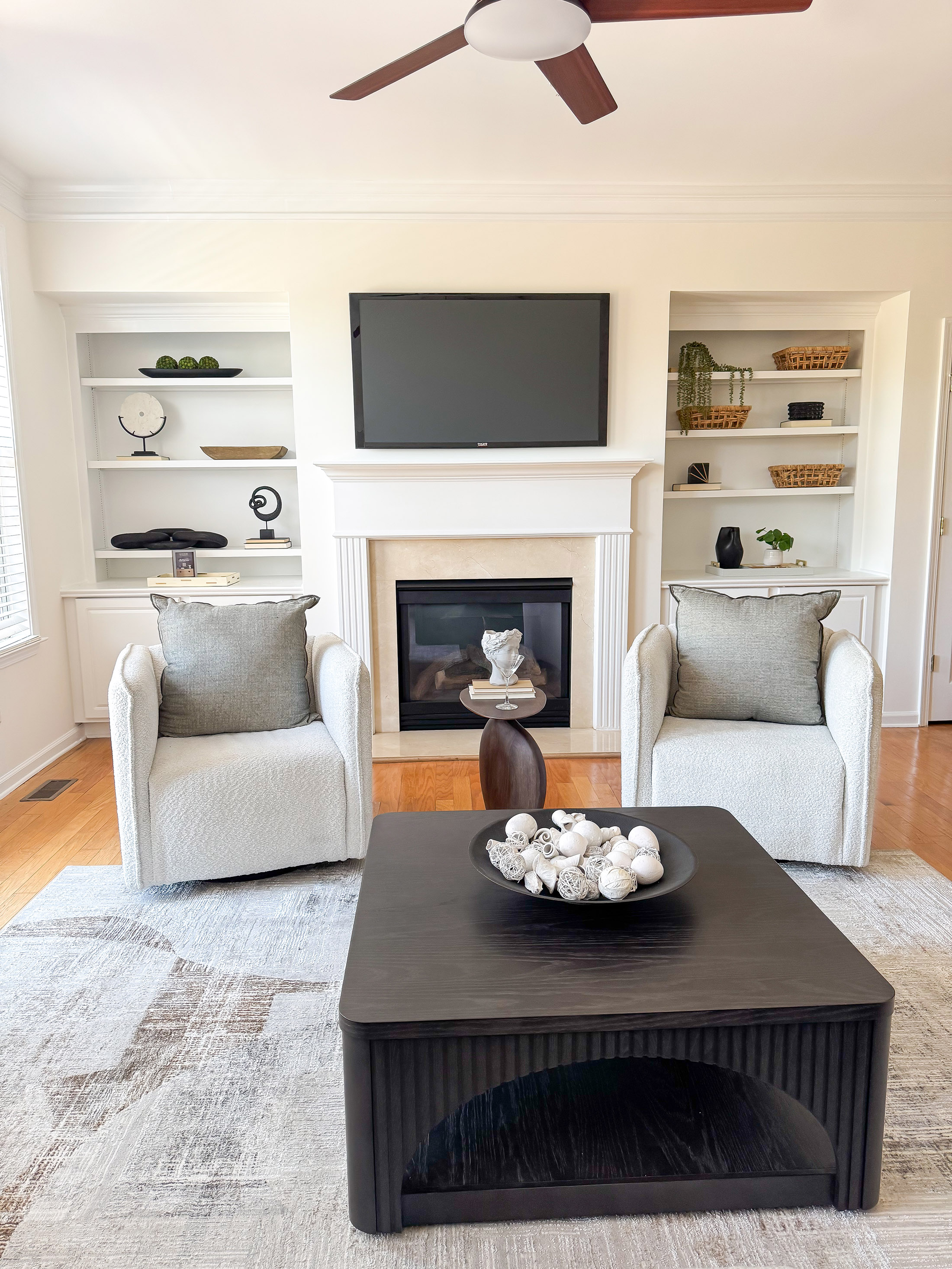  Move-in Ready Townhome in Highlands View - 物件實景