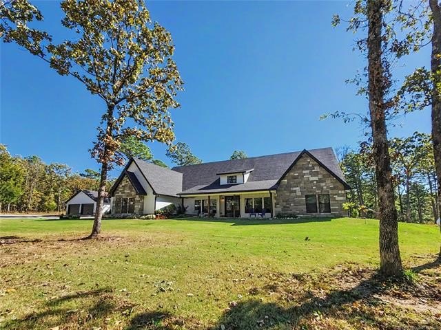 Tahlequah, Oklahoma, 74464, United States, 4 Bedrooms Bedrooms, ,4 BathroomsBathrooms,Residential,For Sale,2040103