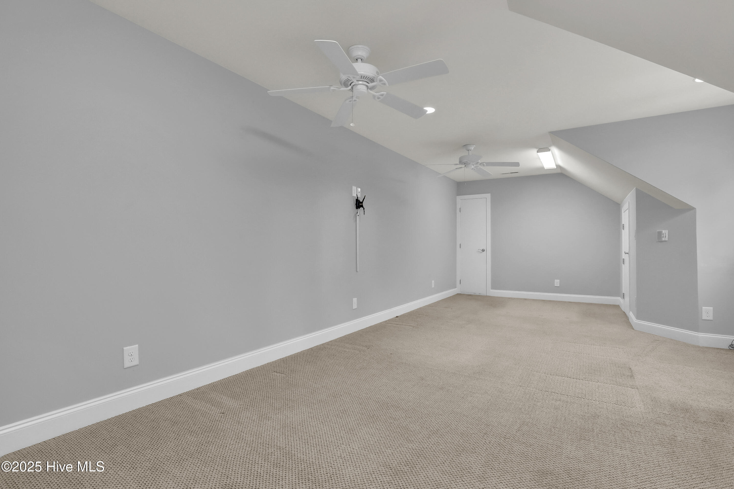Hampstead, North Carolina, 28443, United States, 3 Bedrooms Bedrooms, ,4 BathroomsBathrooms,Residential,For Sale,1847066