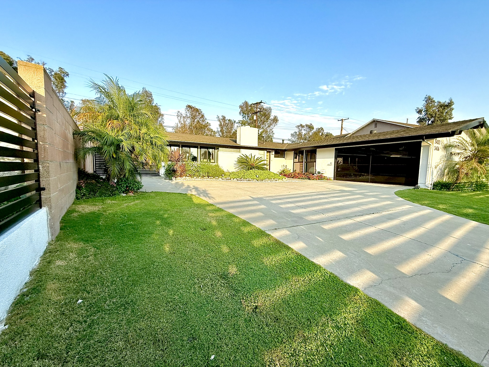Los Alamitos, California, 90720, United States, 5 Bedrooms Bedrooms, ,4 BathroomsBathrooms,Residential,For Sale,1895084