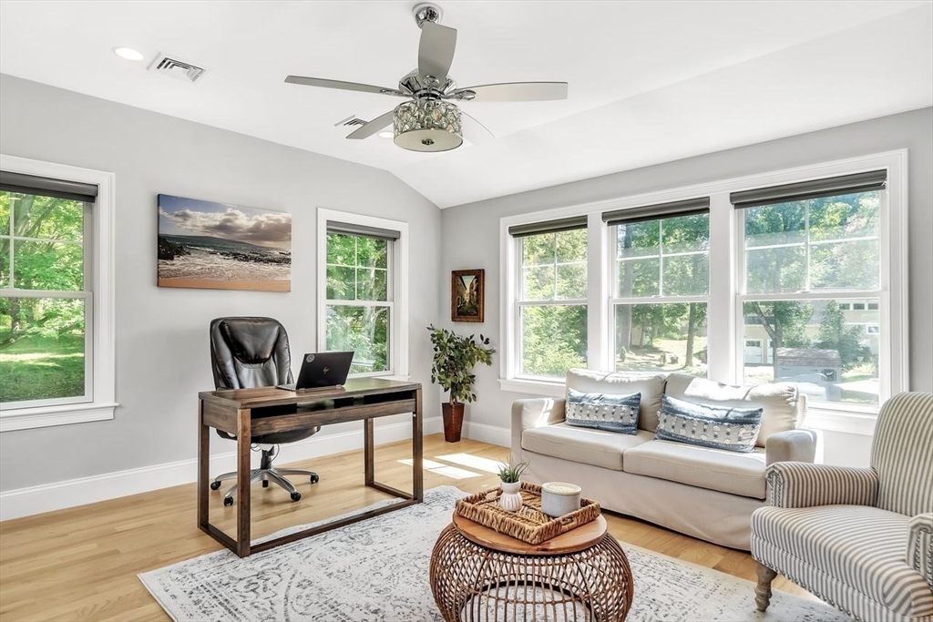Bedford, Massachusetts, 01730, United States, 5 Bedrooms Bedrooms, ,5 BathroomsBathrooms,Residential,For Sale,1940656