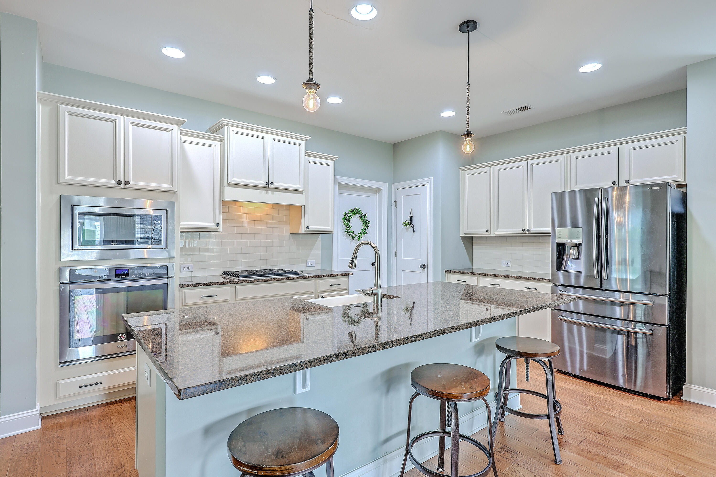 Summerville, South Carolina, 29486, United States, 3 Bedrooms Bedrooms, ,3 BathroomsBathrooms,Residential,For Sale,1889517