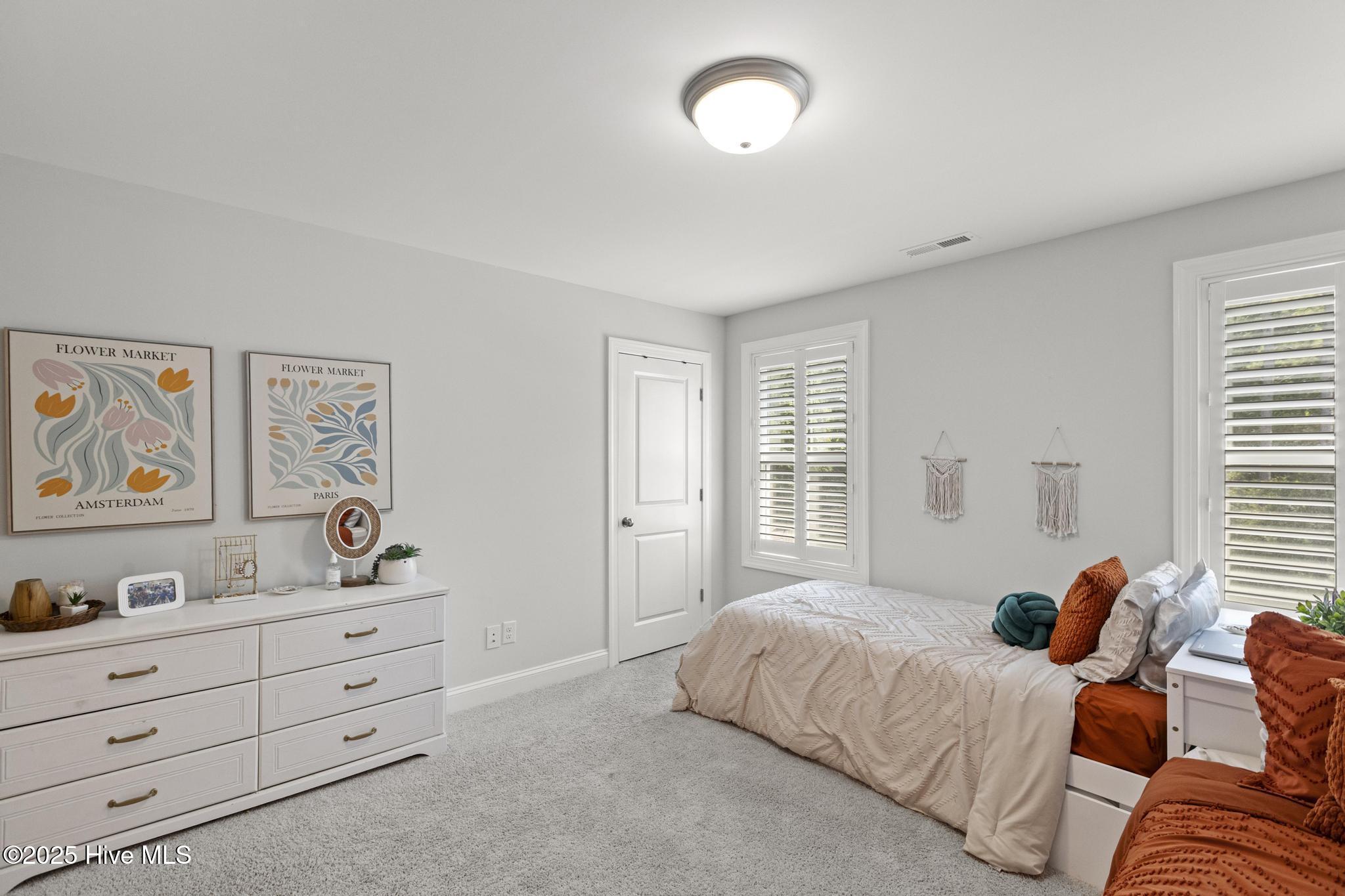 Hampstead, North Carolina, 28443, United States, 5 Bedrooms Bedrooms, ,4 BathroomsBathrooms,Residential,For Sale,1972632