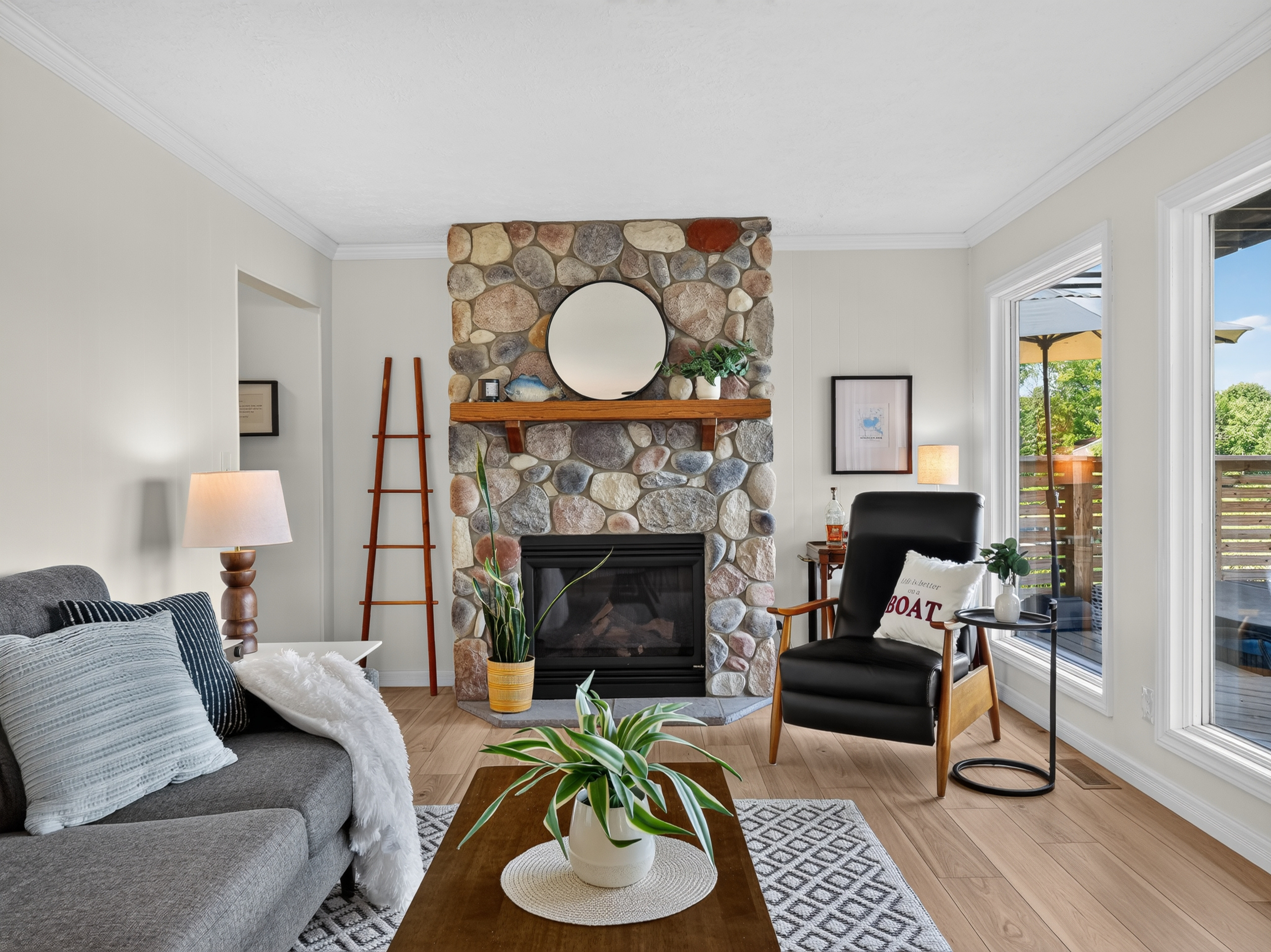  Four Bedroom Webster Lake Home - 物件實景