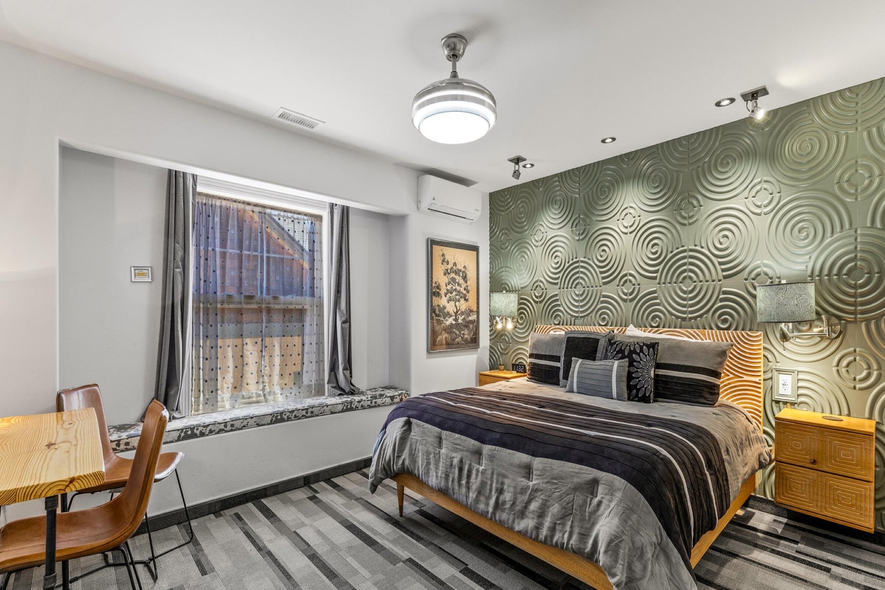  303 W Juniper Avenue  Flagstaff, AZ - 物件實景