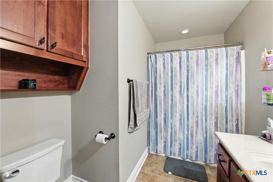 Kempner, Texas, 76539, United States, 4 Bedrooms Bedrooms, ,4 BathroomsBathrooms,Residential,For Sale,1903340