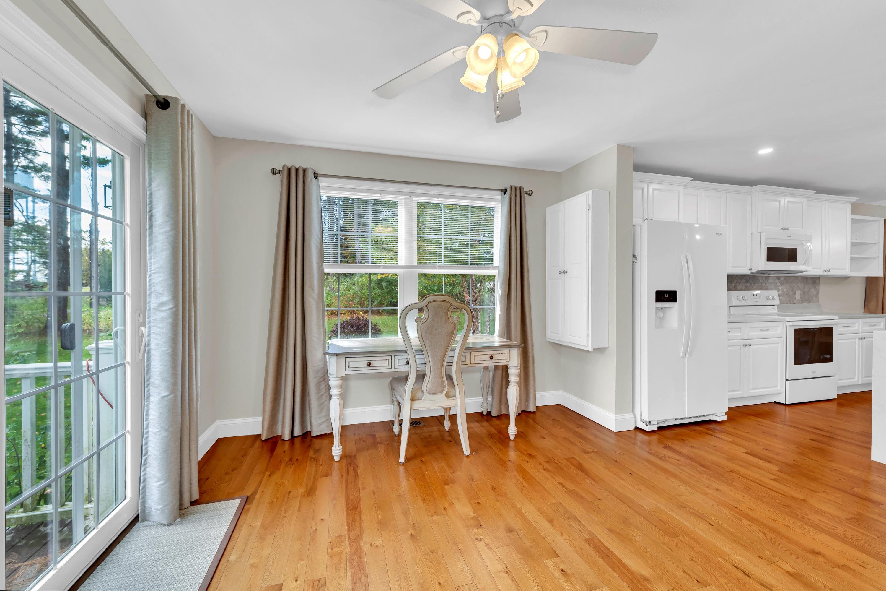 Brentwood, New Hampshire, 03833, United States, 2 Bedrooms Bedrooms, ,2 BathroomsBathrooms,Residential,For Sale,1976209