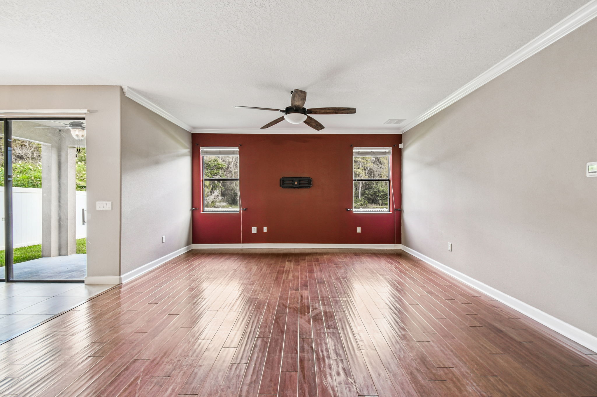 New Port Richey, Florida, 34655, United States, 6 Bedrooms Bedrooms, ,4 BathroomsBathrooms,Residential,For Sale,1980137