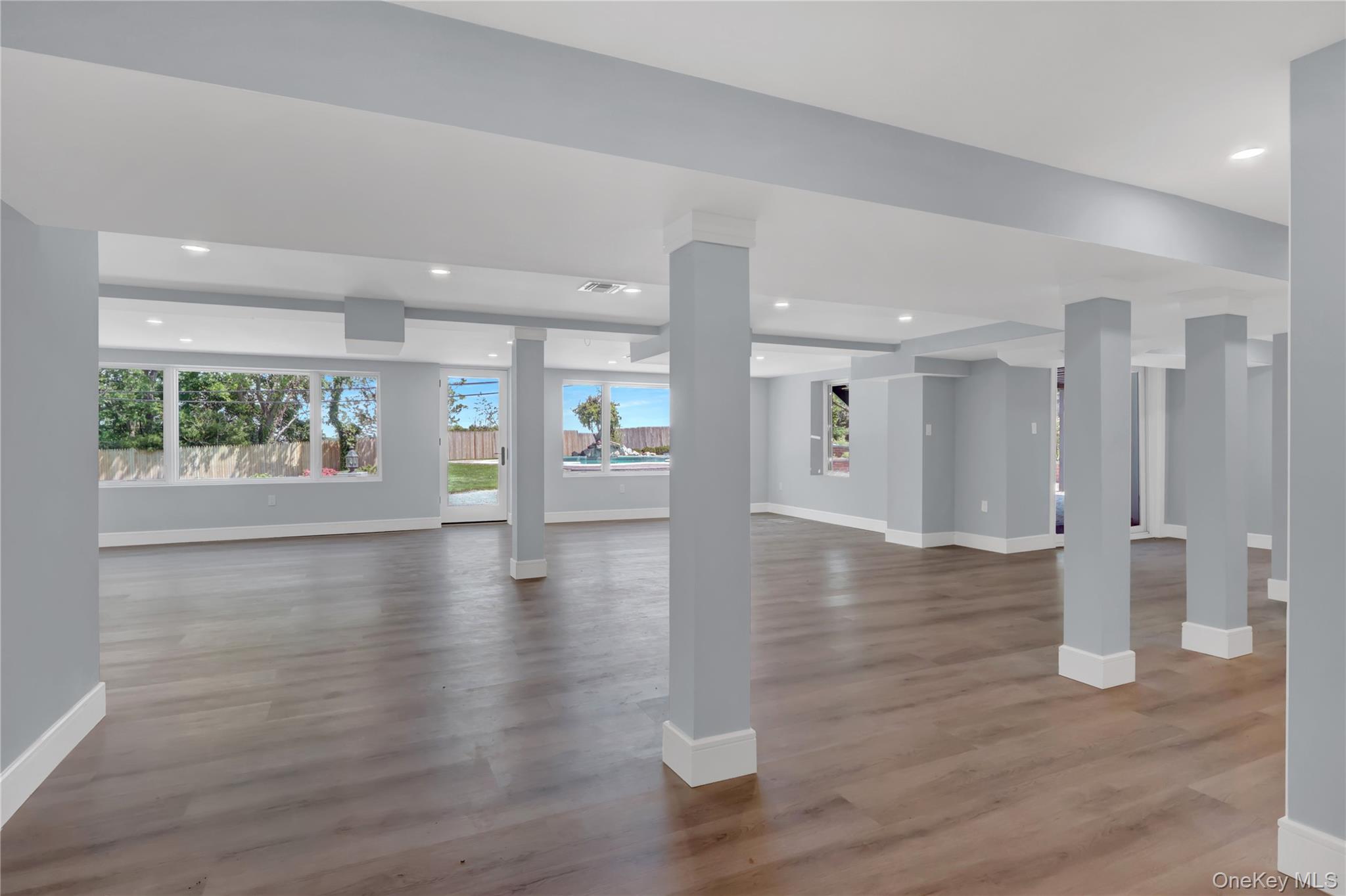  52 Woodland Road, Roslyn, NY 11576 - 物件實景