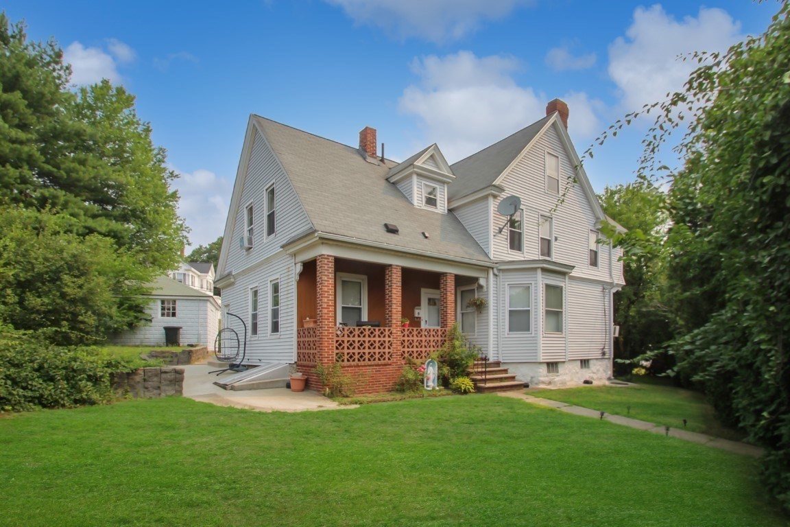 Methuen, Massachusetts, 01844, United States, 4 Bedrooms Bedrooms, ,2 BathroomsBathrooms,Residential,For Sale,1909485