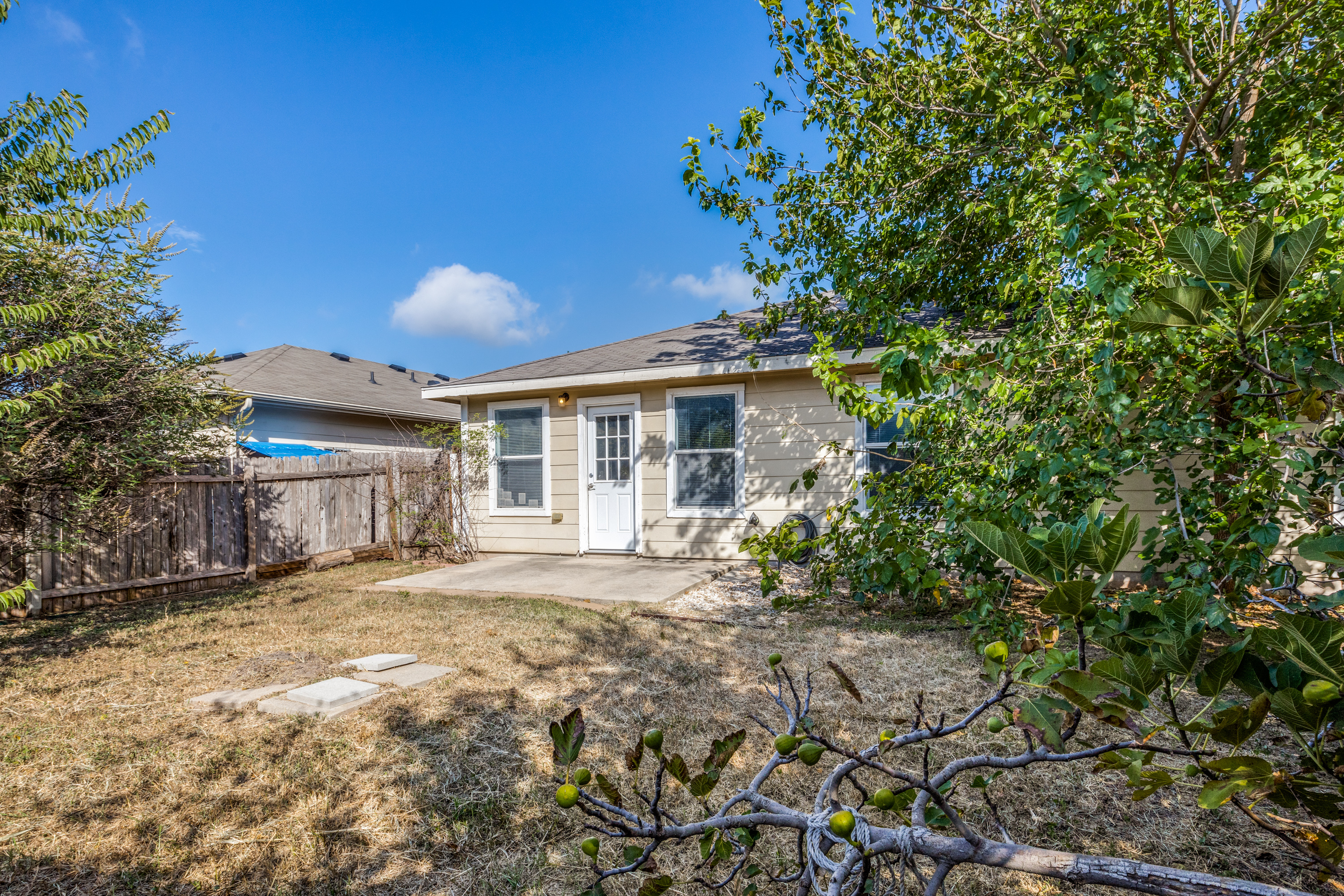  Beautifully Remodeled in Riverside Meadows - 物件實景