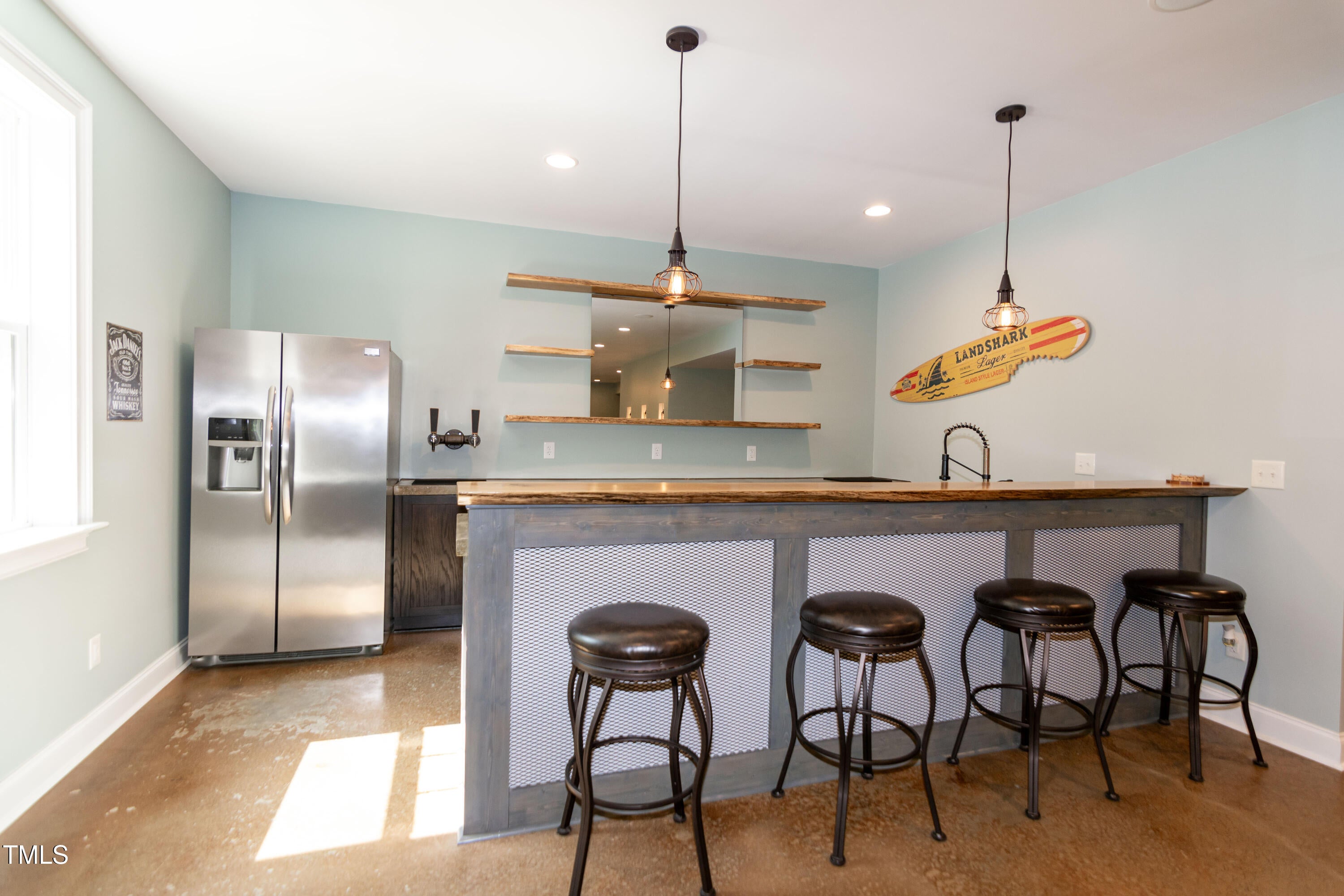 Raleigh, North Carolina, 27606, United States, 4 Bedrooms Bedrooms, ,4 BathroomsBathrooms,Residential,For Sale,1794802