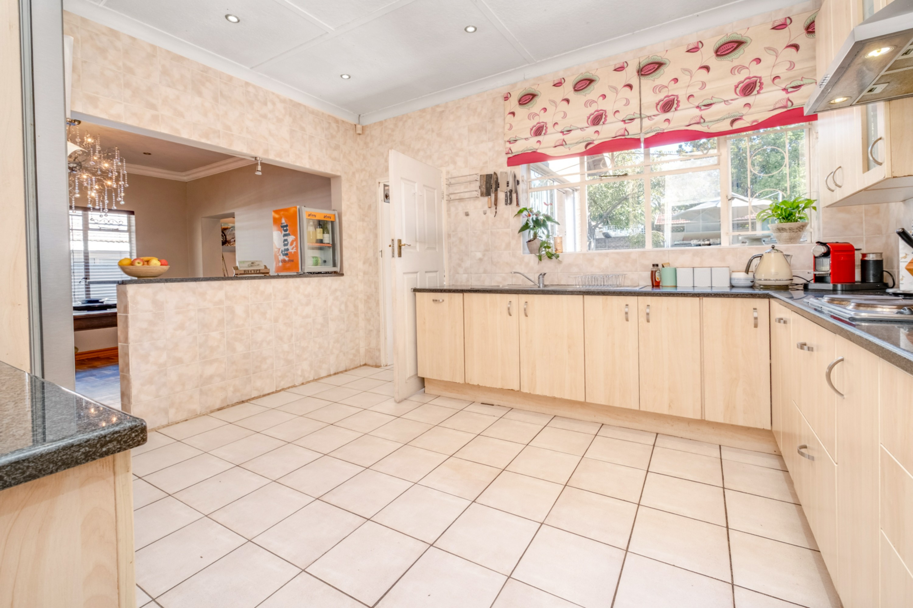  Fabulous Family Home with Charm, Character & Bonus Cottage - 物件實景