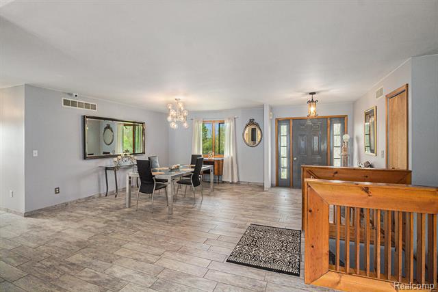 Iosco Twp, Michigan, 48843, United States, 4 Bedrooms Bedrooms, ,4 BathroomsBathrooms,Residential,For Sale,1980571