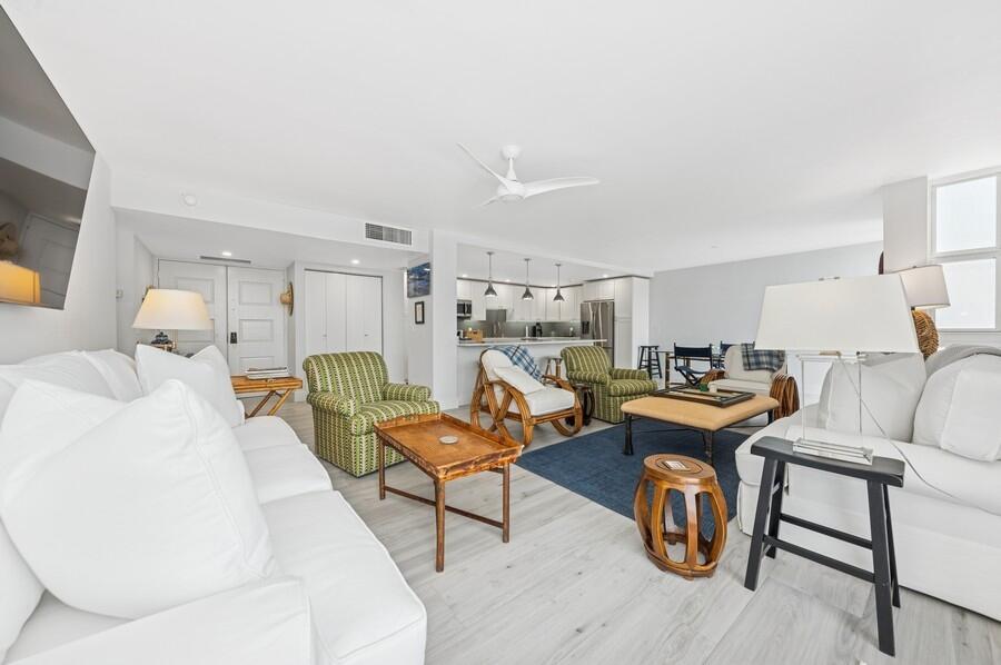 Delray Beach, Florida, 33483, United States, 2 Bedrooms Bedrooms, ,2 BathroomsBathrooms,Residential,For Sale,1731668