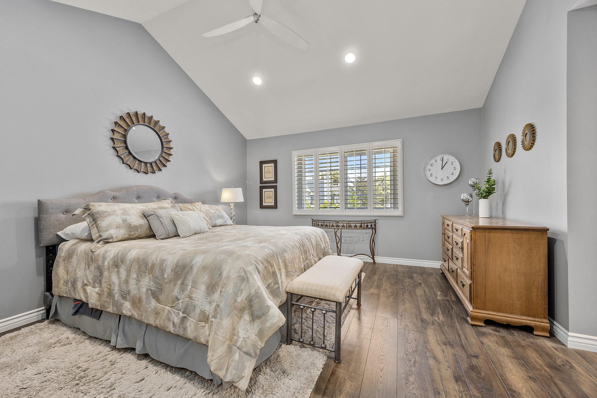 Anaheim, California, 92801, United States, 3 Bedrooms Bedrooms, ,3 BathroomsBathrooms,Residential,For Sale,1878361
