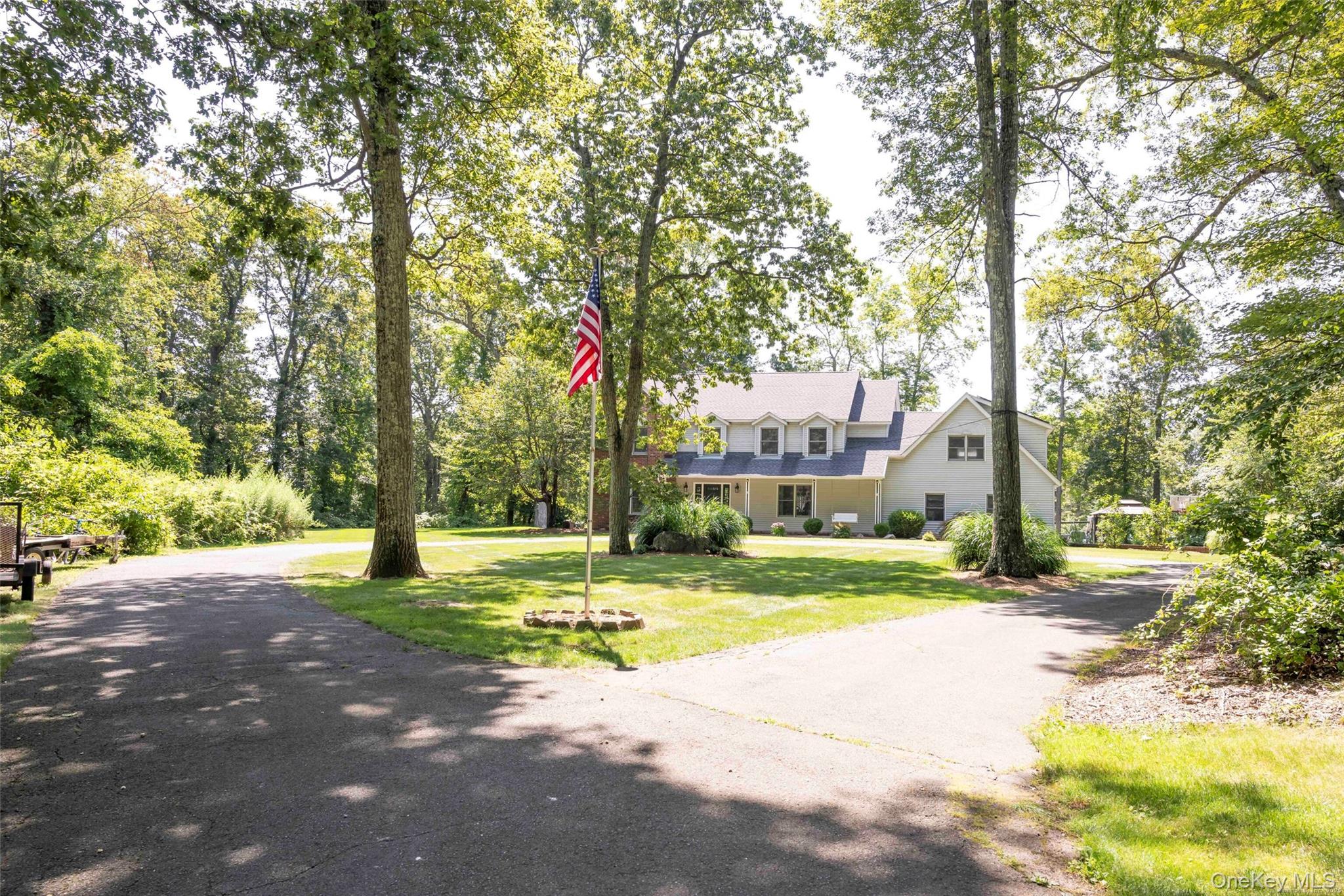Call Listing Agent, New York, 06812, United States, 4 Bedrooms Bedrooms, ,3 BathroomsBathrooms,Residential,For Sale,1940931